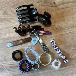 Lot of hair accessories